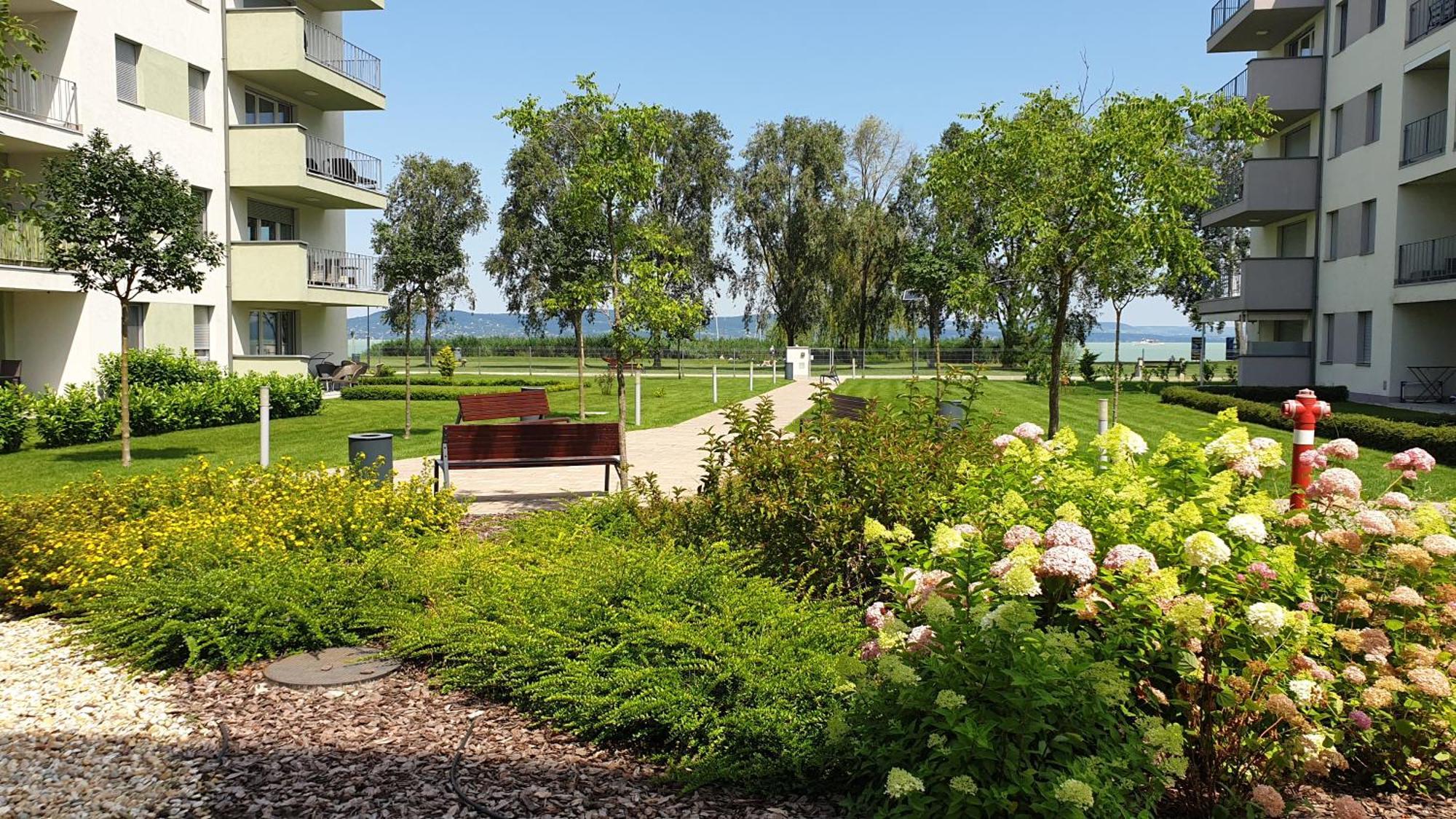 Lelle Resort B20 Balatonlelle Exteriér fotografie