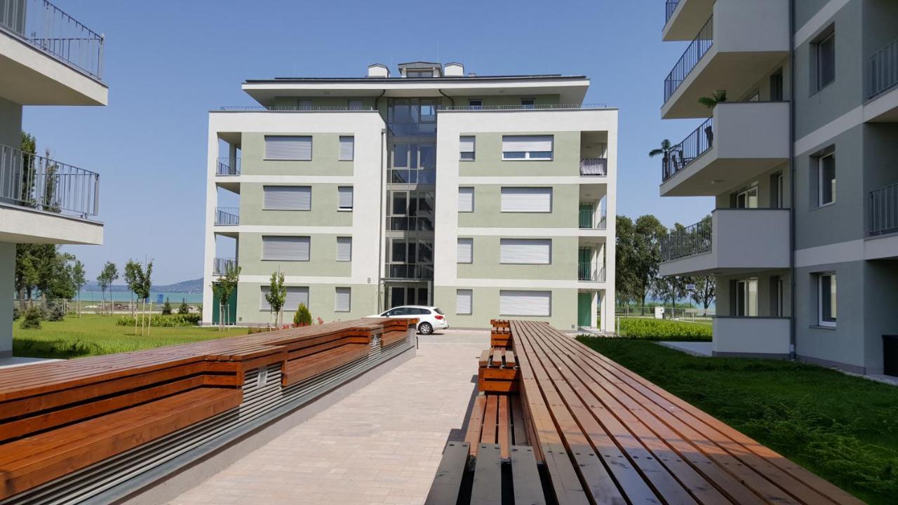 Lelle Resort B20 Balatonlelle Exteriér fotografie